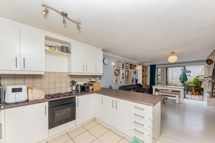 2 Bedroom Property for Sale in Plumstead Western Cape
